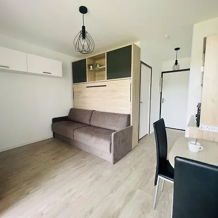 Avec Terrasse Et Parking, Animaux Admis, Proche Thermes - Fr-1-495-106